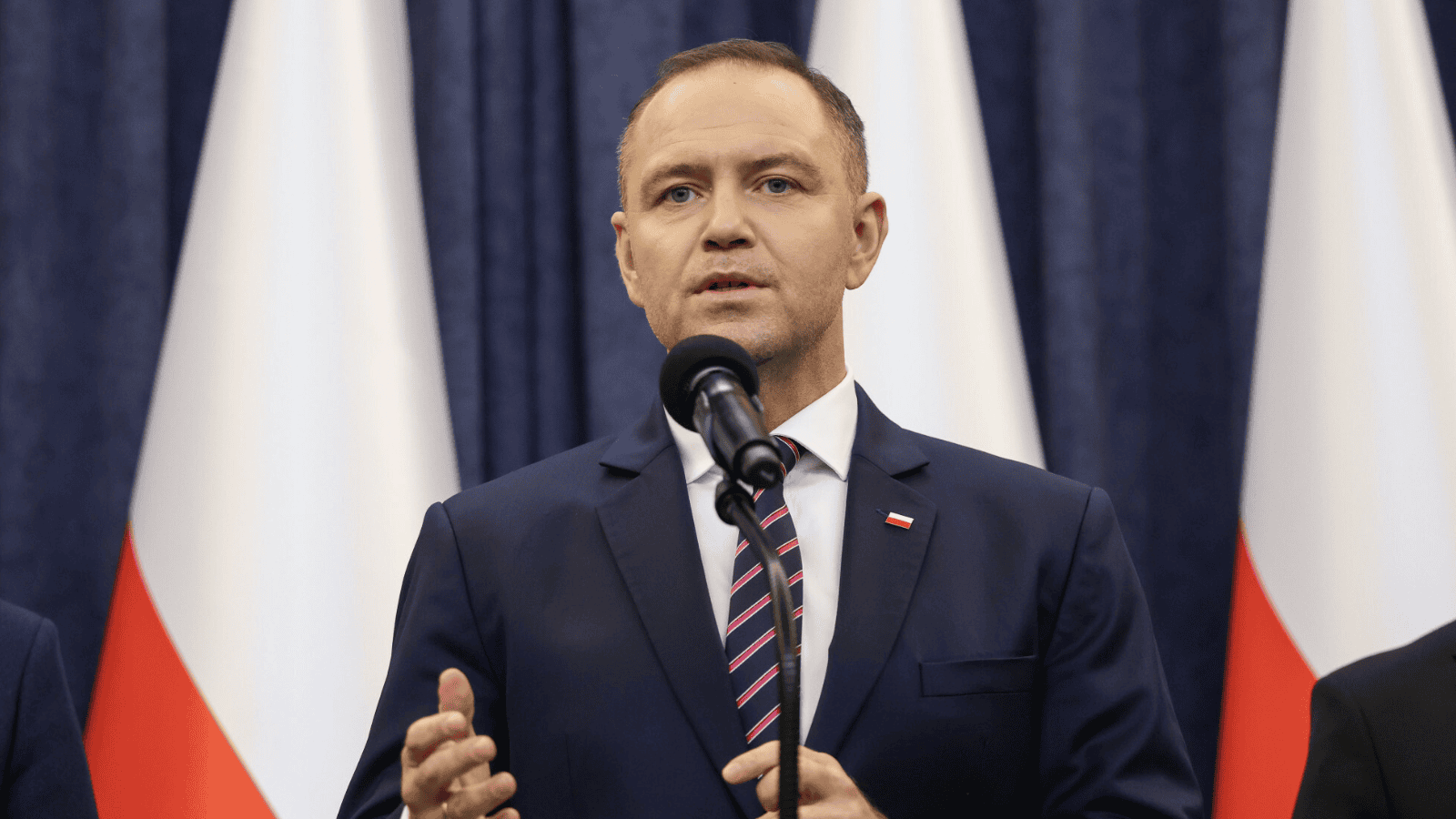 Pierwsze akty łaski prezydenta Nawrockiego: Trzy ułaskawienia i żądanie akt w trybie pilnym