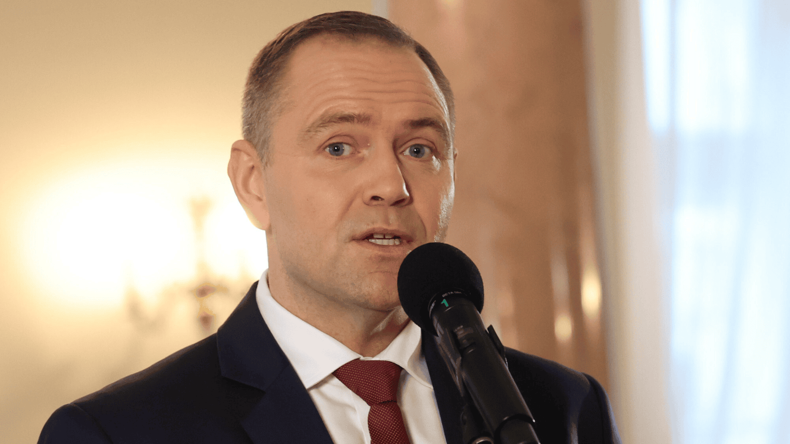 Kontrowersyjne spotkanie Nawrockiego na Jasnej Górze. prokurator ostro skomentował