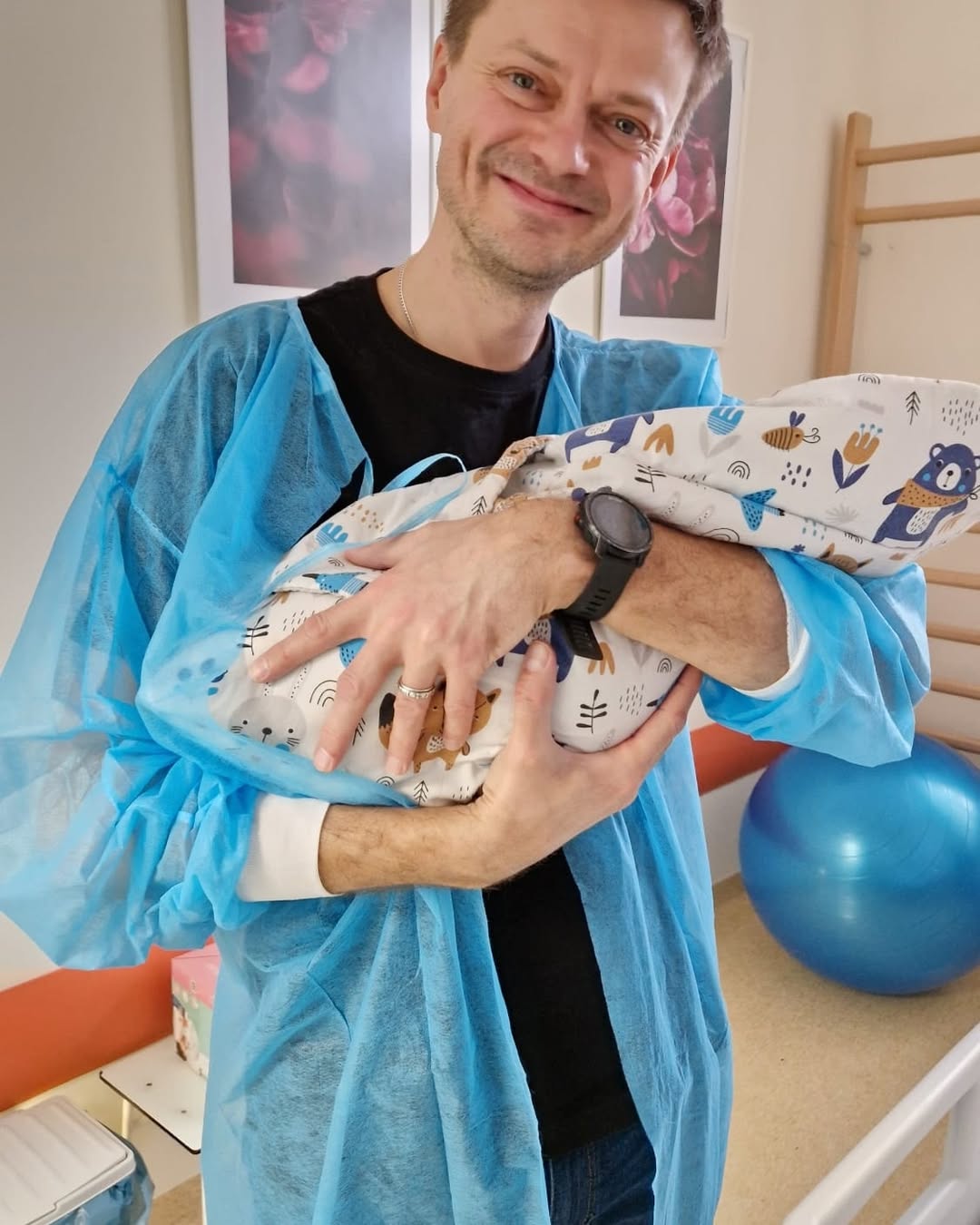 Wielkie zmiany u znanego artysty. Przekazał nowinę o piątym dziecku