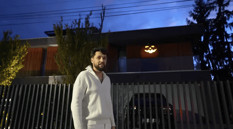 Halloween 2025. Pojedynek na dekoracje. Rozenek ma konkurentkę! Obie wydały fortunę!