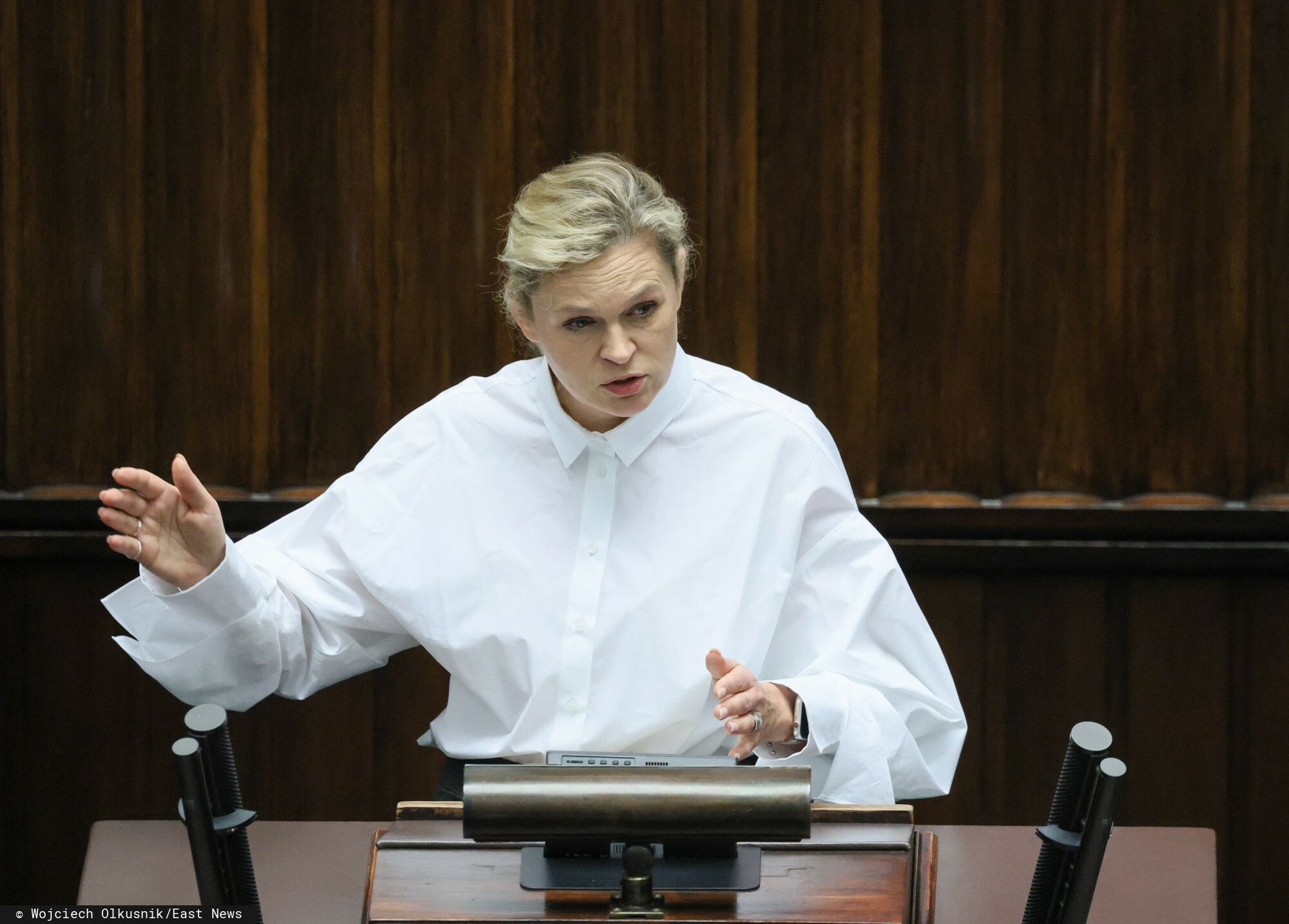 Zachwyciła czy przesadziła? Stylistka krytykuje Barbarę Nowacką