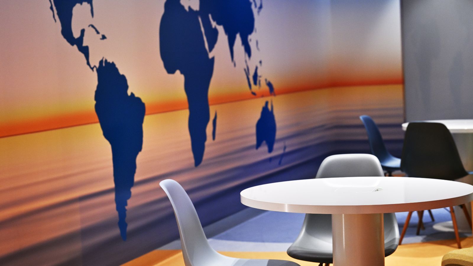 Znane biuro podróży idzie na dno? Wakacje tysięcy Polaków zagrożone