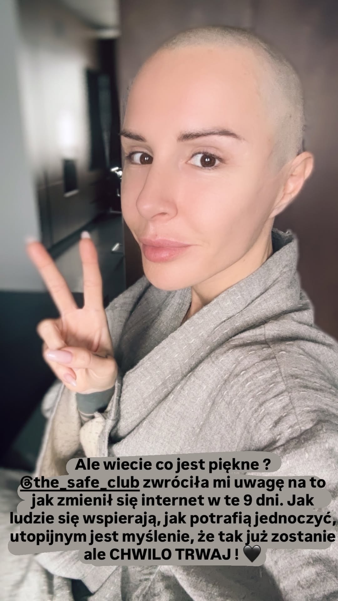 Te gwiazdy ogoliły głowę w zbiórce dla dzieci. Lista robi wrażenie. Mamy zdjęcia!