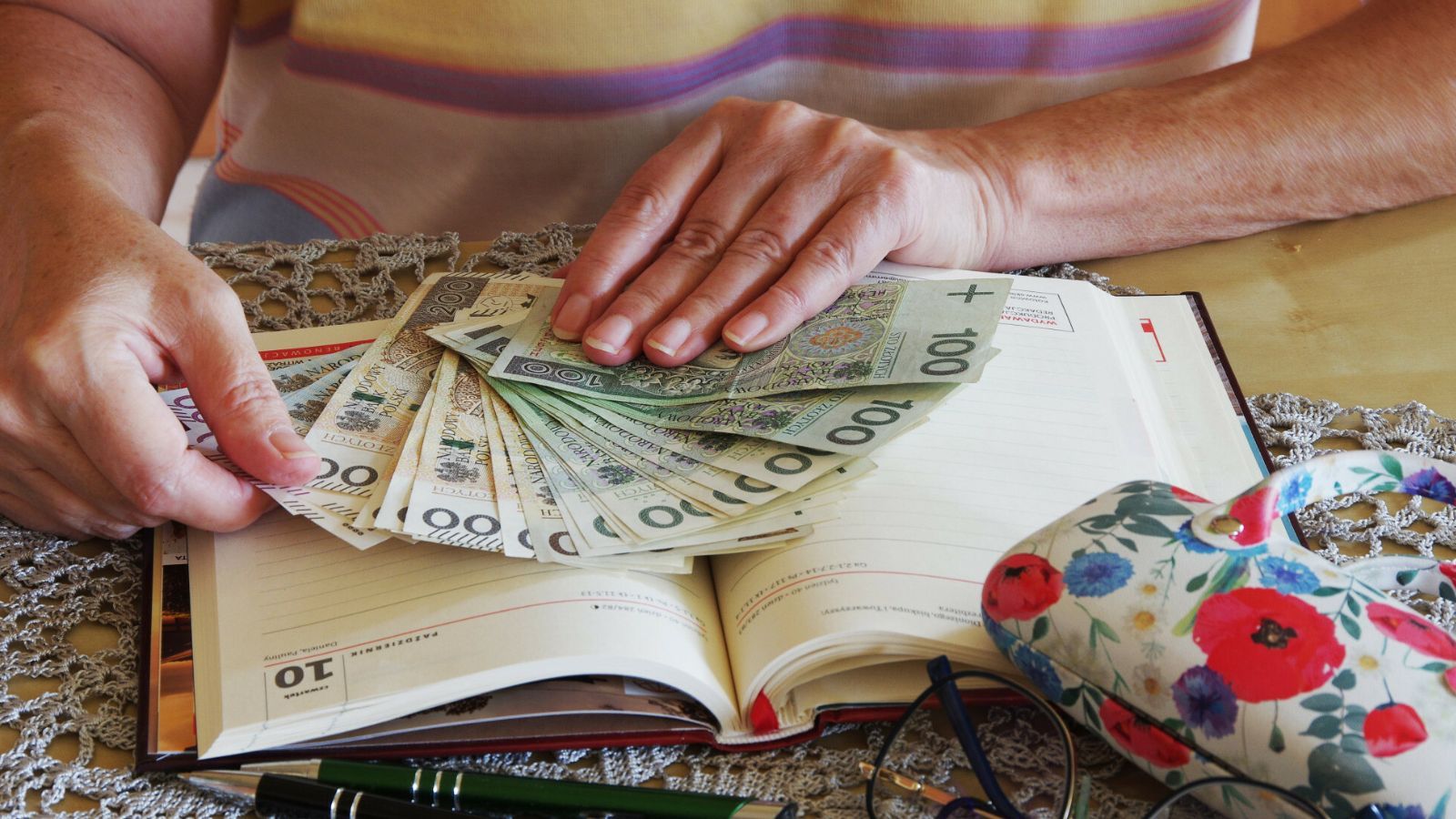 Bon senioralny rząd