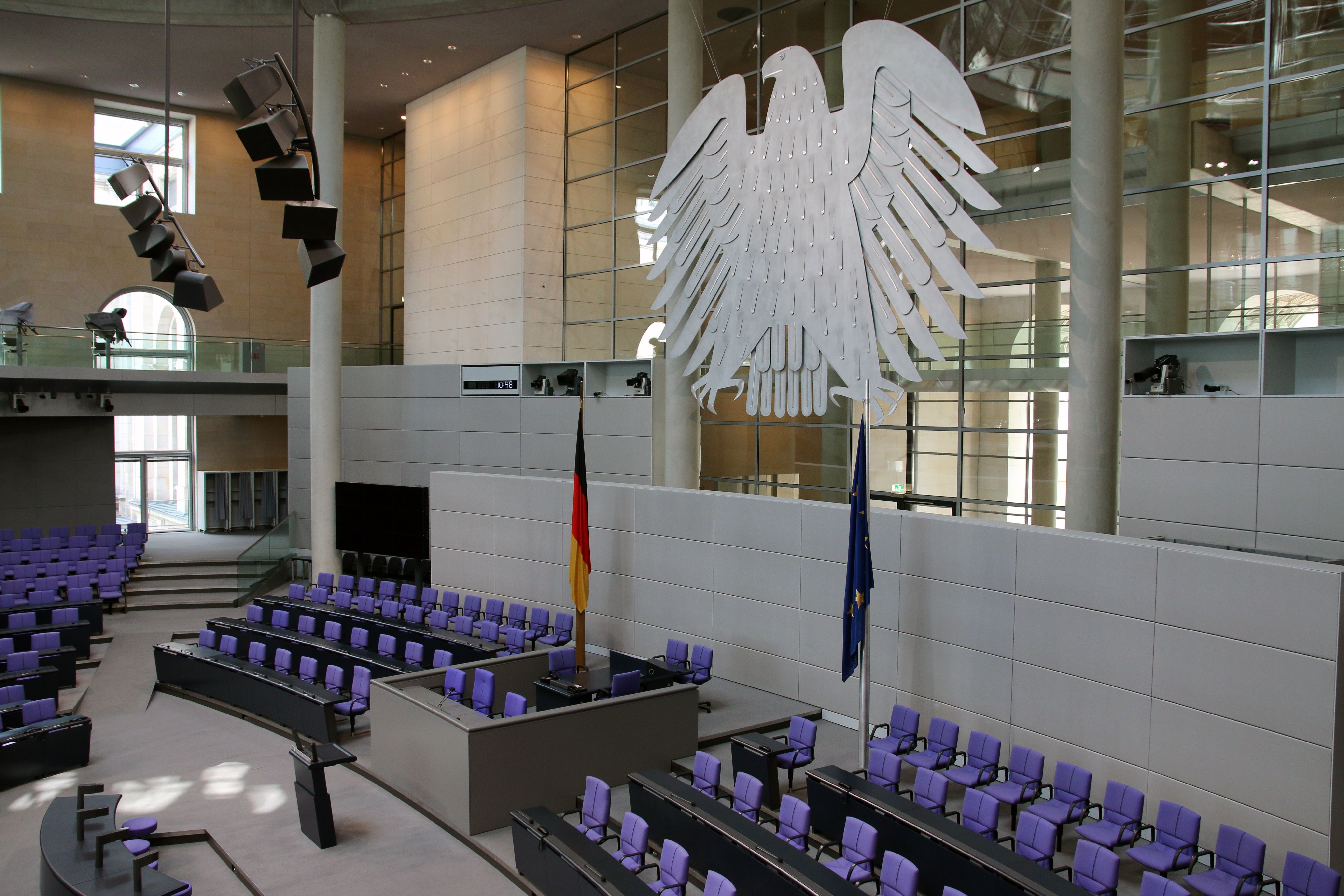 Bundestag fot Pxhere.jpg