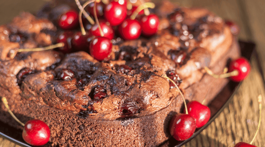 Ciasto czekoladowe z dodatkiem wiśni