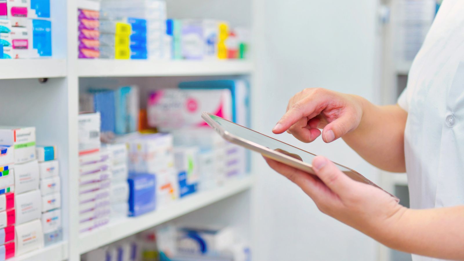 Nie zdziw się, gdy w aptece zapytają cię o dowód. Mogą choćby odmówić sprzedania leku