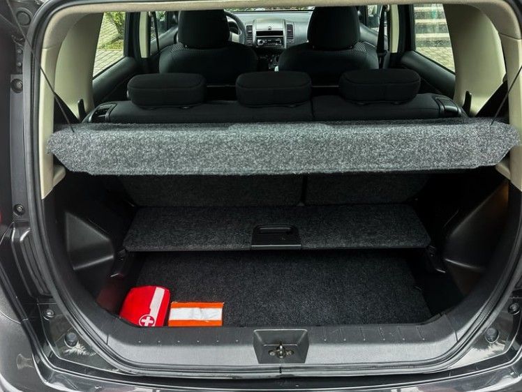 Obowiązkowe wyposażenie samochodu. W 2026 lepiej o tym nie zapomnieć, policja będzie bezlitosna