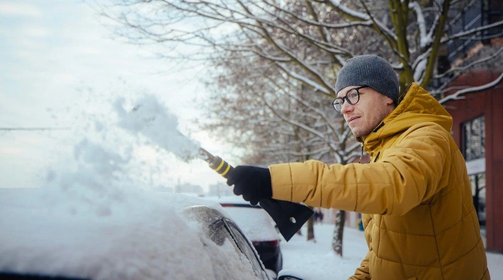 Nawet 3000 zł kary dla kierowców za ten błąd. Zimą mogą posypać się mandaty