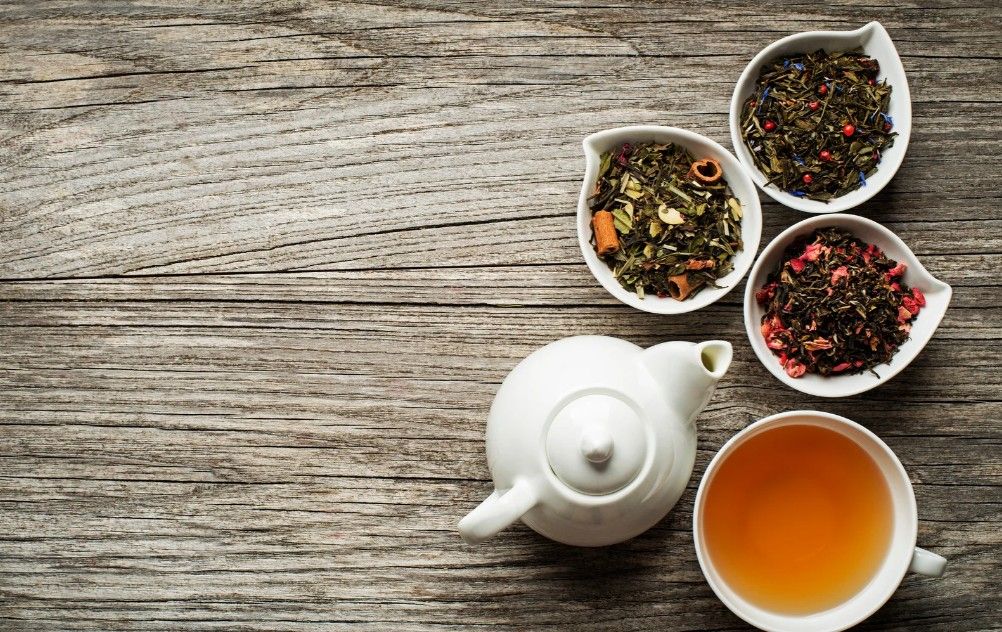 GIS wycofuje herbatę ze sprzedaży. Mogła trafić do każdego domu