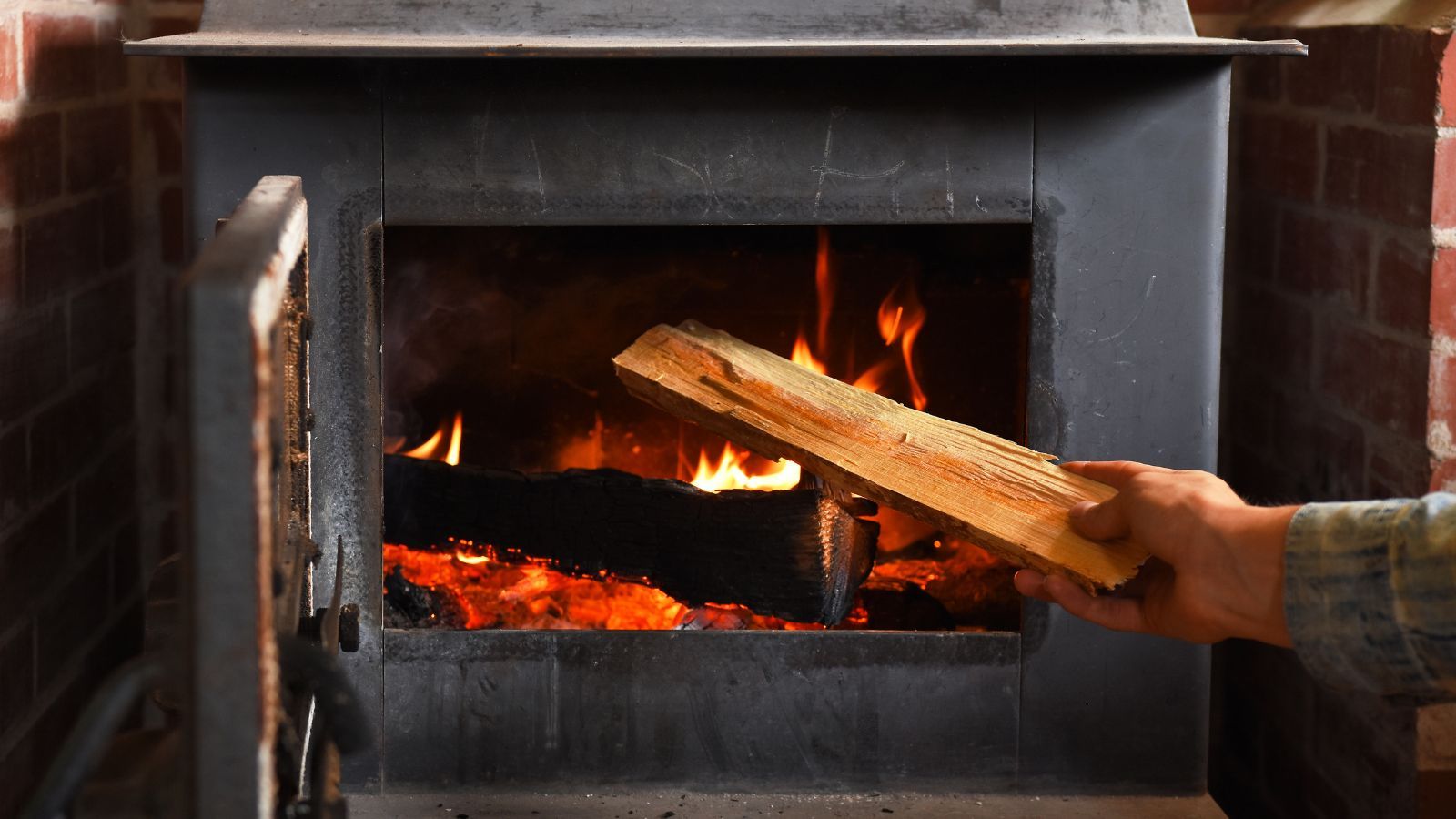 Od 1 stycznia 2026 r. za takie ogrzewanie dostaniesz wysoki mandat. Na jednej kontroli się nie skończy