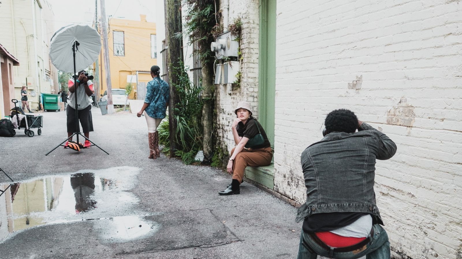 Szukają ludzi w każdym wieku. "Za uśmiech" proponują nawet 12 tys. zł