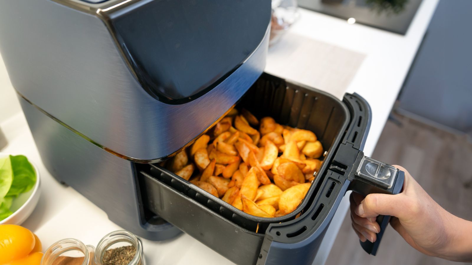 W Polsce to hit jak Thermomix, ale eksperci alarmują. Wykryto substancje, które budzą obawy