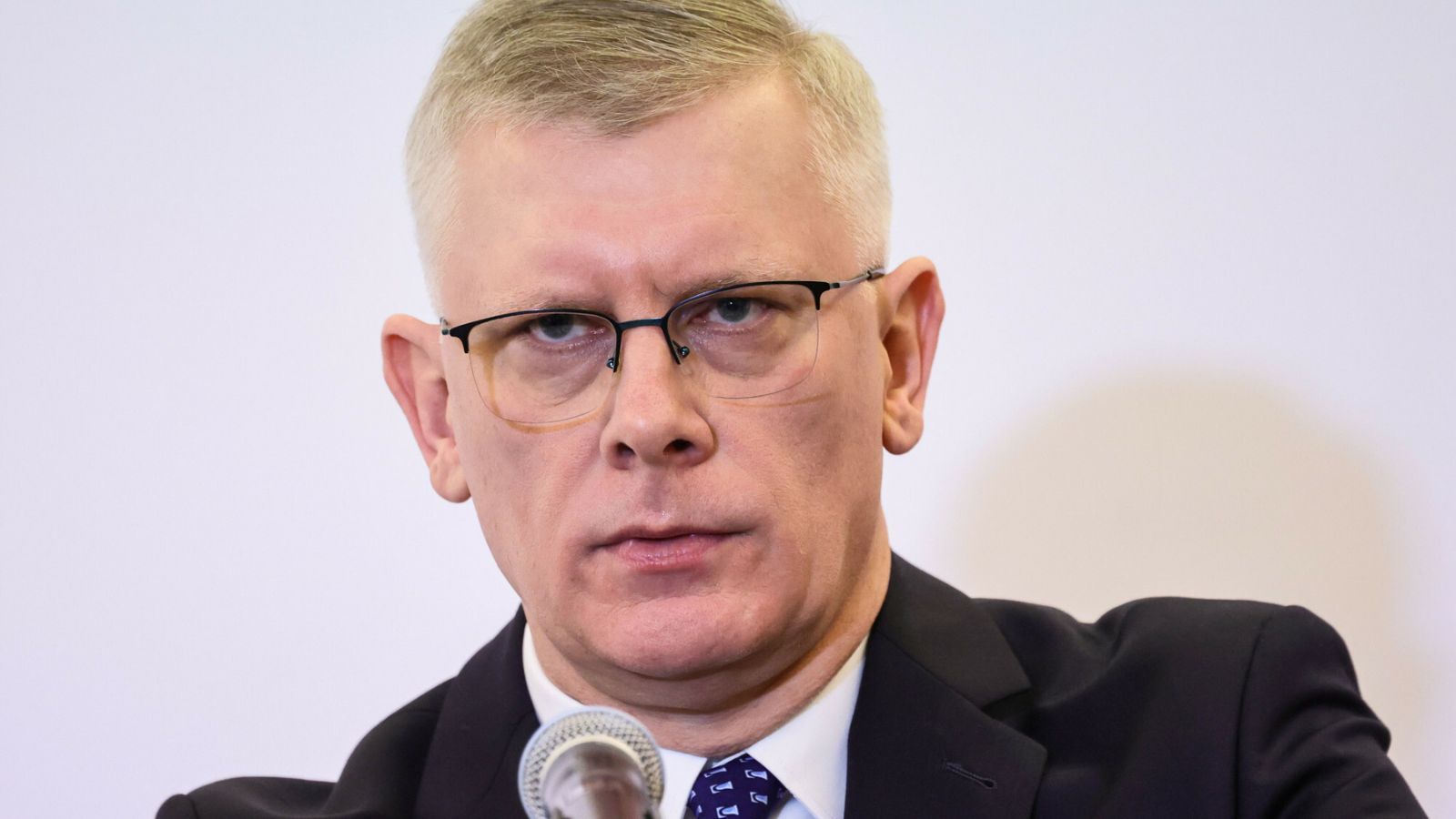 Cenckiewicz rezygnuje ze stanowiska szefa BBN. Wydało się, ile zarabiał w Kancelarii Prezydenta