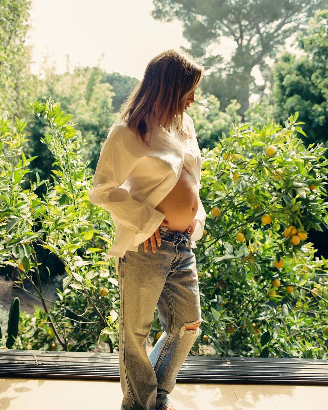 Ciąże gwiazd, Ashley Tisdale, sesja zdjęciowa
