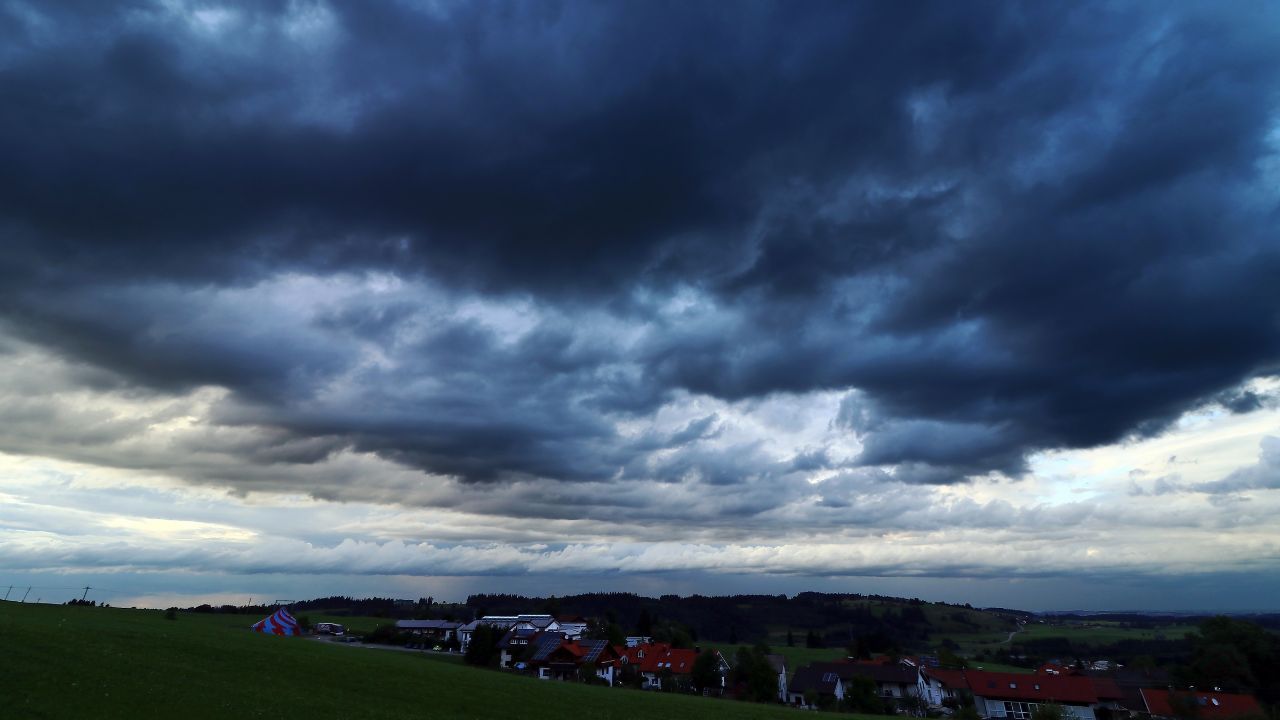 Bardzo ciemne chmury