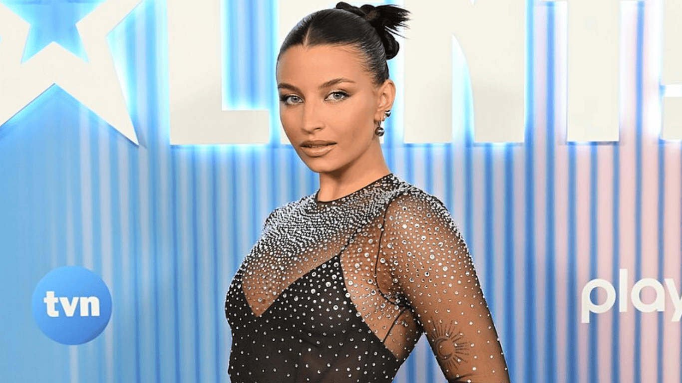 Julia Wieniawa nie pozostawiła wiele dla wyobraźni. Kreacja w "Mam talent" kradnie wszystkie spojrzenia