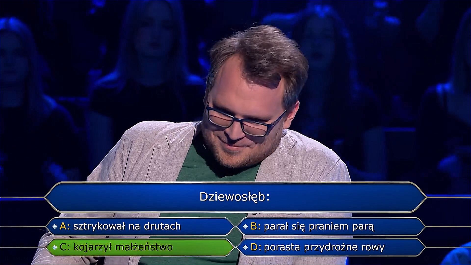 Czym zajmował się dziewosłęb Uczestnik Milionerów zaryzykował na pytaniu za 40 tysięcy złotych Fot. Facebook @Milionerzy TVN (2).jpg