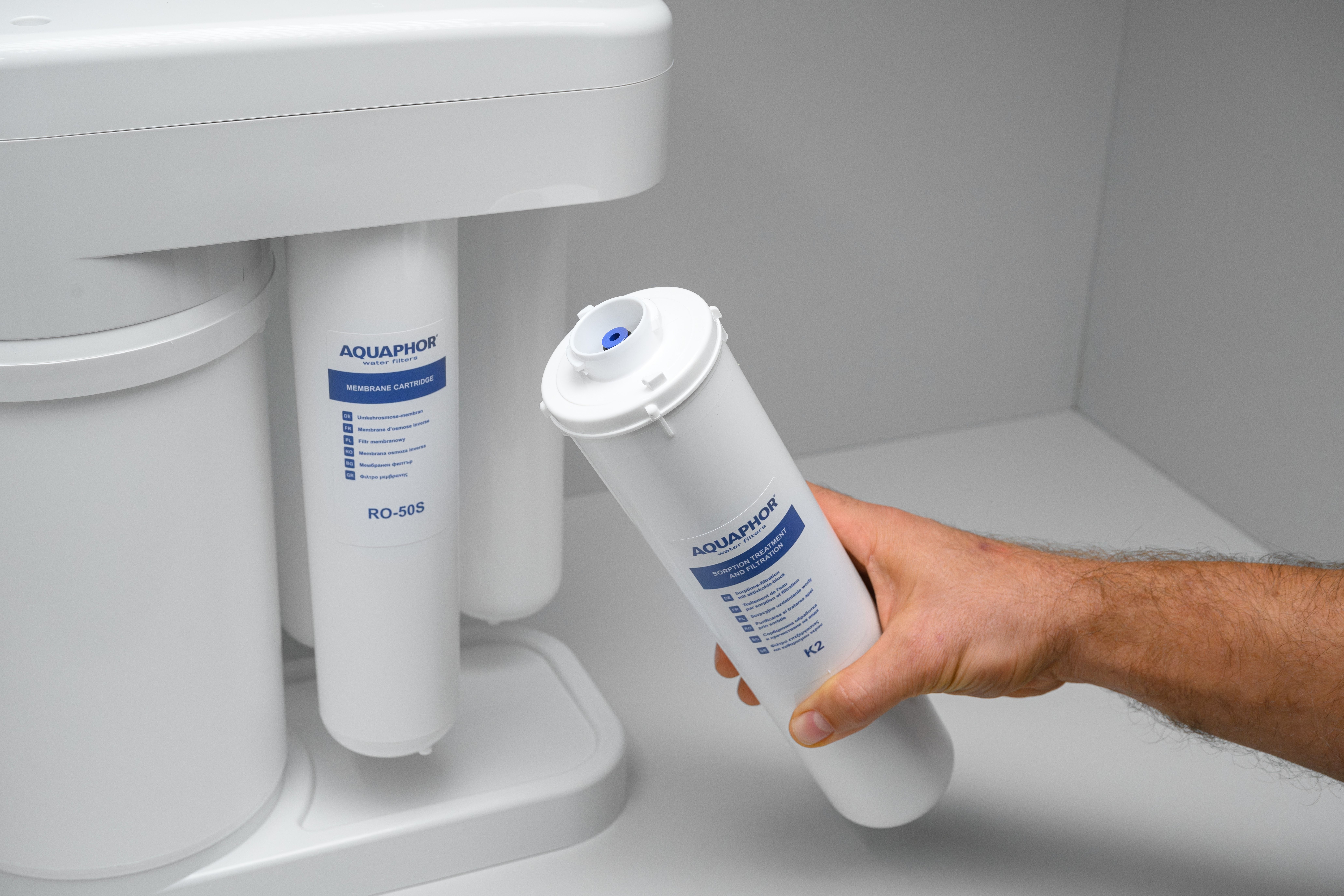 Ten gadżet w kuchni zmienia wszystko. Systemy filtracji wody Aquaphor letnim hitem remontów kuchennych