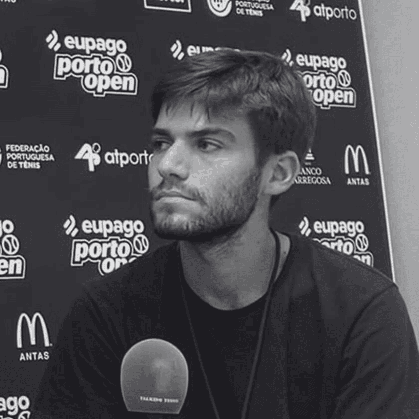 Dziennikarz, uczestnik "Awantury o kasę" nie żyje. Ibisz ujawnił smutne szczegóły