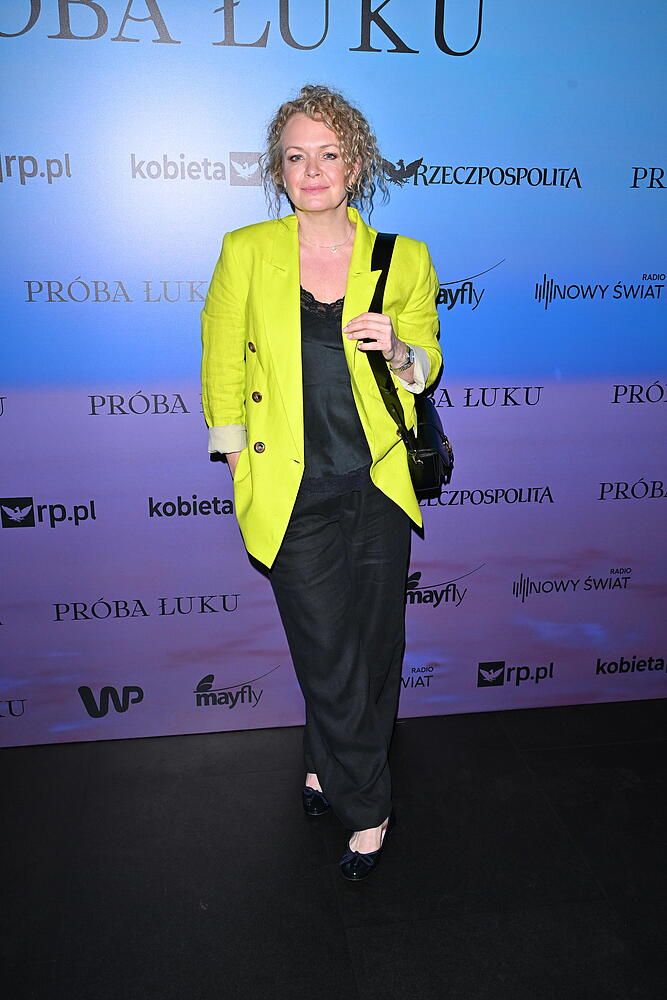 Gwiazdy na premierze "Próba Łuku". Steczkowska jak JLO, Sieklucka, Wolszczak, Herbuś