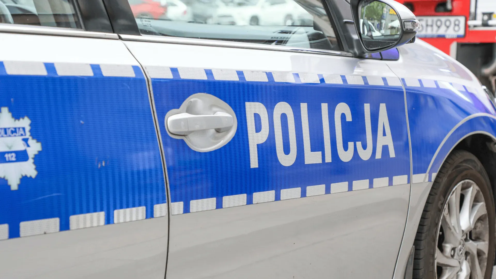 Była 6:20. Dramat w polskiej miejscowości. Droga całkowicie zablokowana, służby przekazały porażające wieści