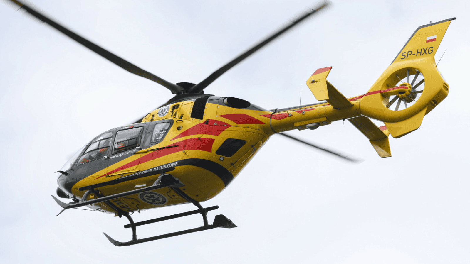 Na lotnisku Bemowo runął mały samolot. Interweniował LPR