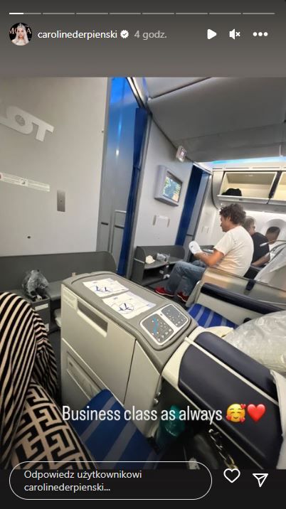 Derpienski zetknęła się w samolocie z Rubikiem, fot. Instagram carolinederpienski 1.JPG