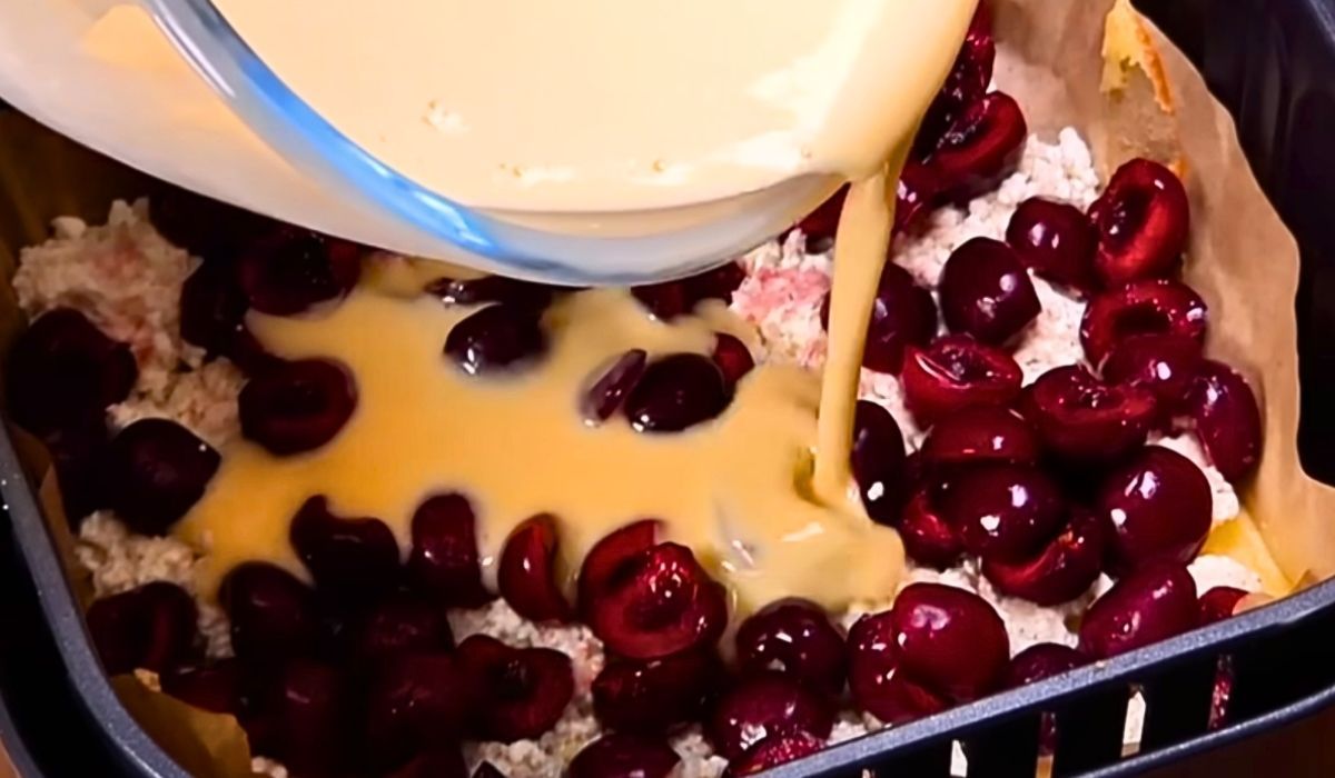 Pyszny deser z wiśniami