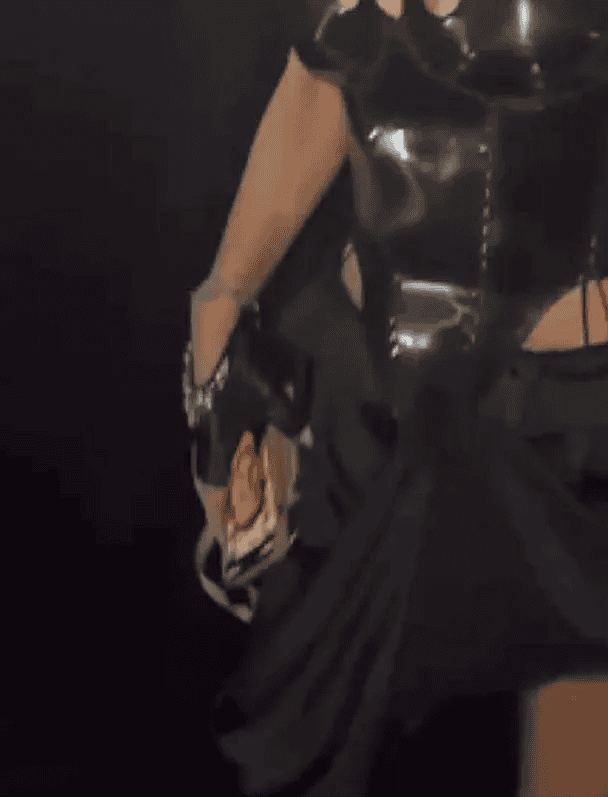 Tak wygląda nowy partner Dody. Tego przystojniaka chciała schować przed światem