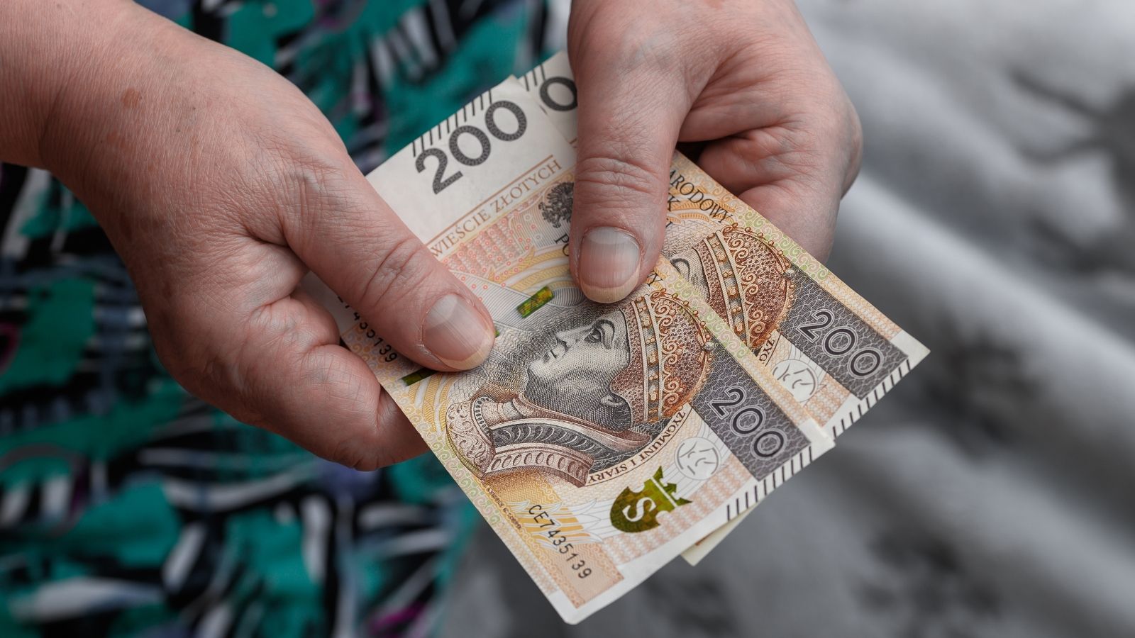 Nowy dodatek do emerytury dla konkretnej grupy Polaków. Propozycja trafiła do Sejmu