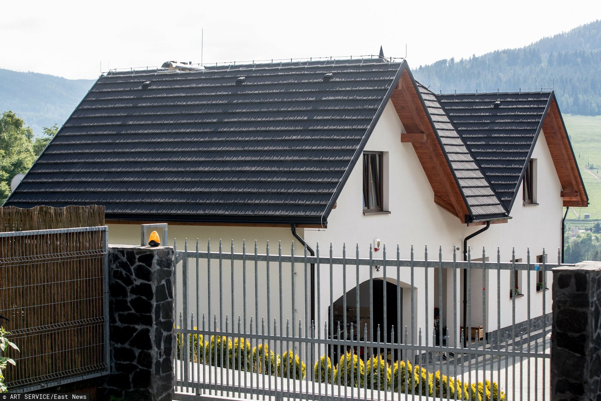 Taki dom Piotr Żyła zostawił byłej żonie. Luksus to mało powiedziane