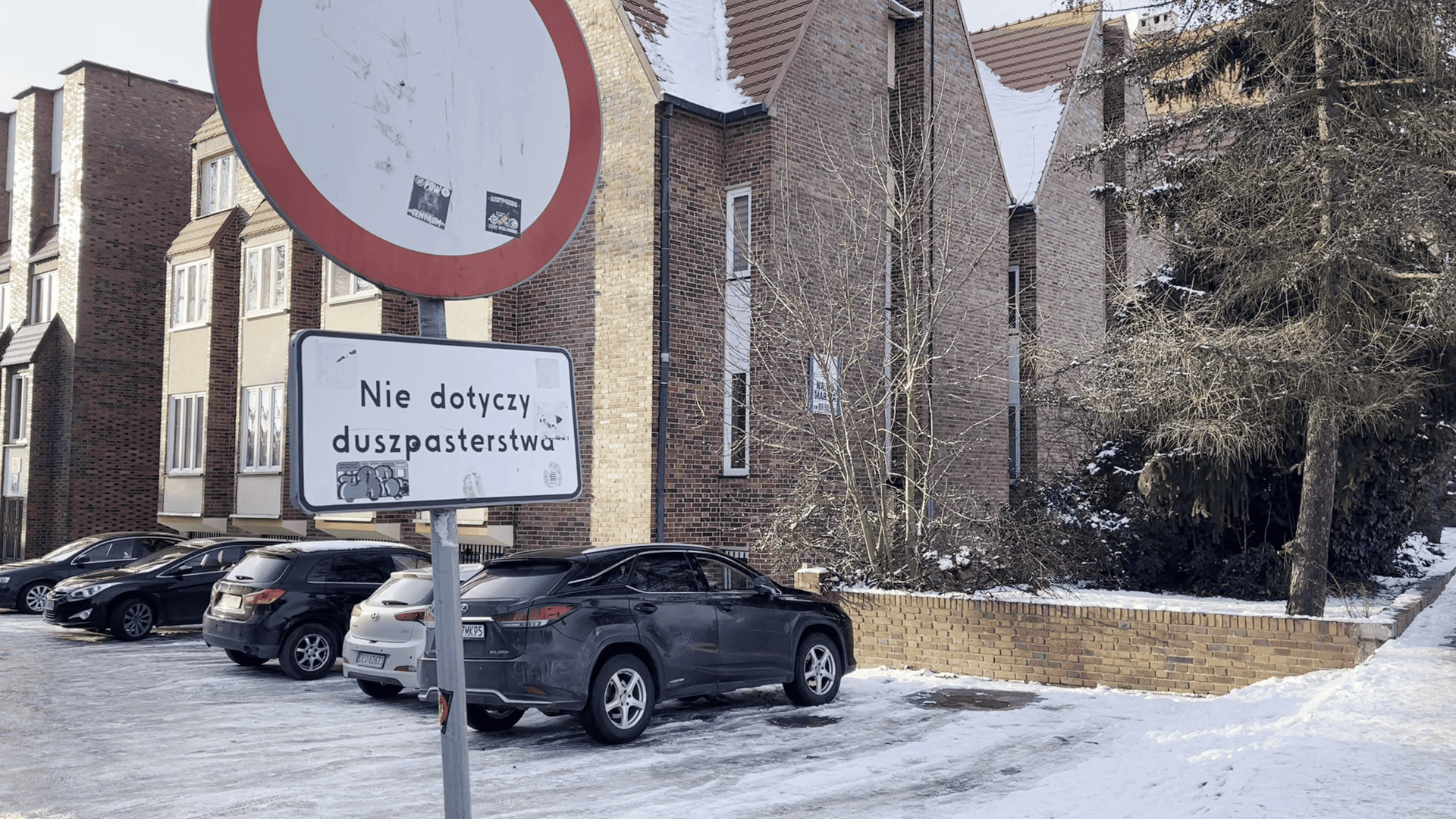 Dom Zakonny.png
