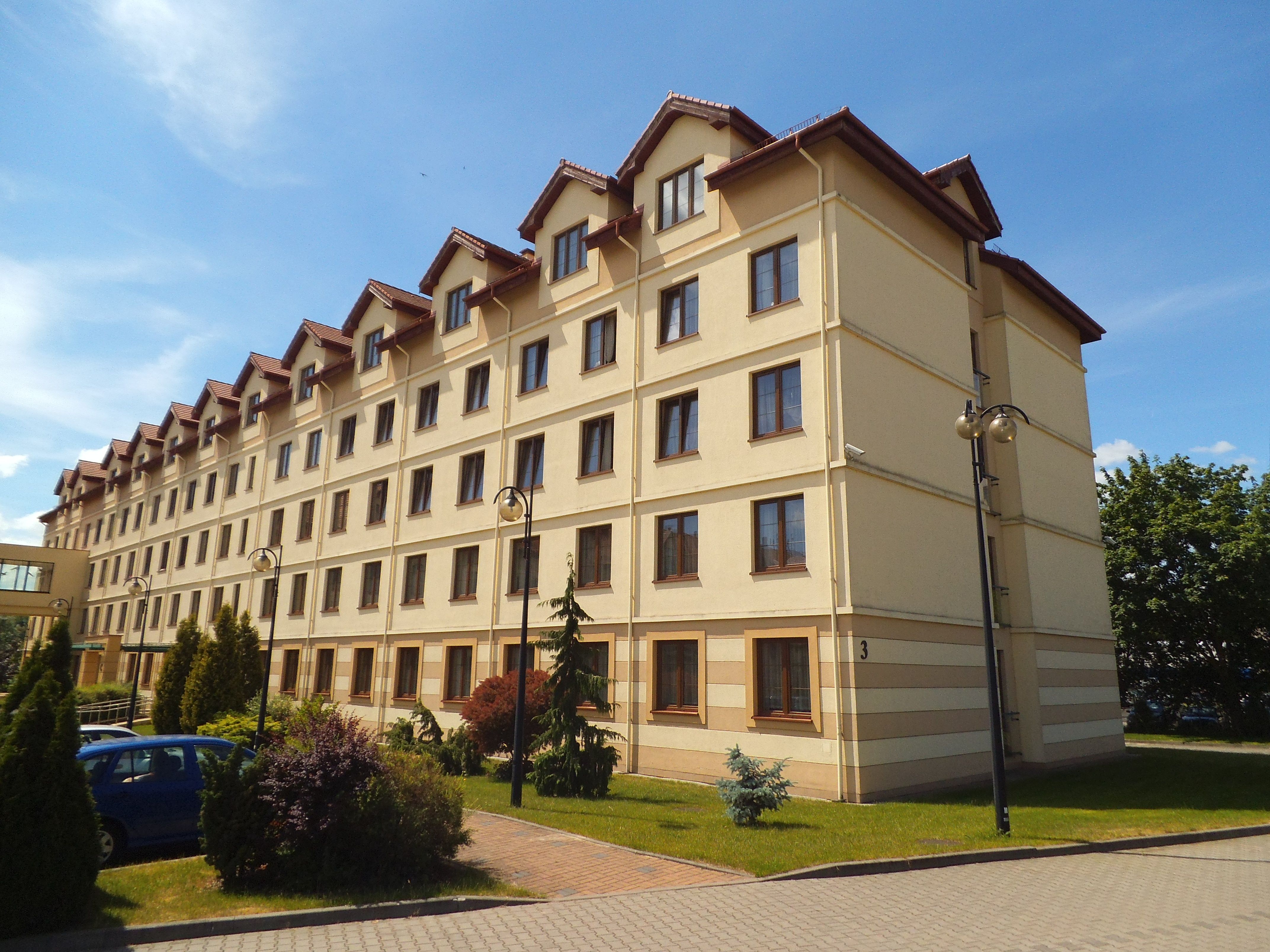 Dom_studencki_Wyższej_Szkoły_Kultury_Społecznej_i_Medialnej_w_Toruniu.jpg