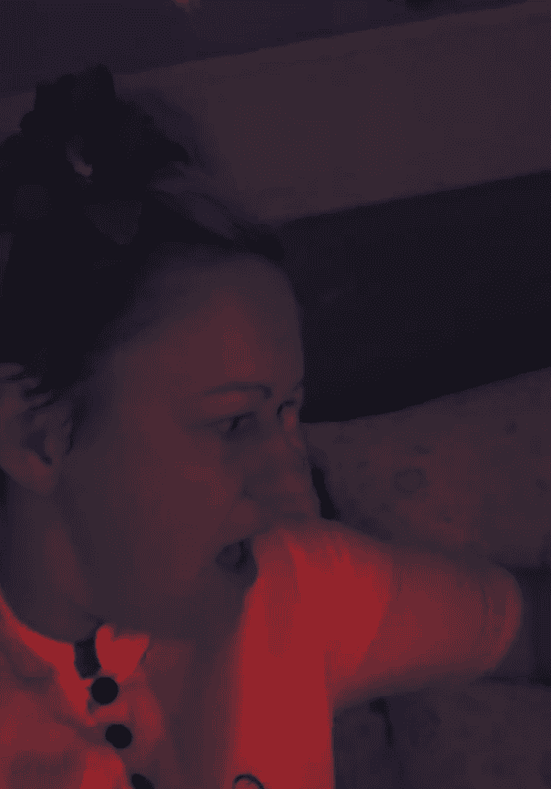 Dramatyczne sceny prosto ze szpitala. W nocy wezwano lekarza. Dominika Clarke chwyciła telefon