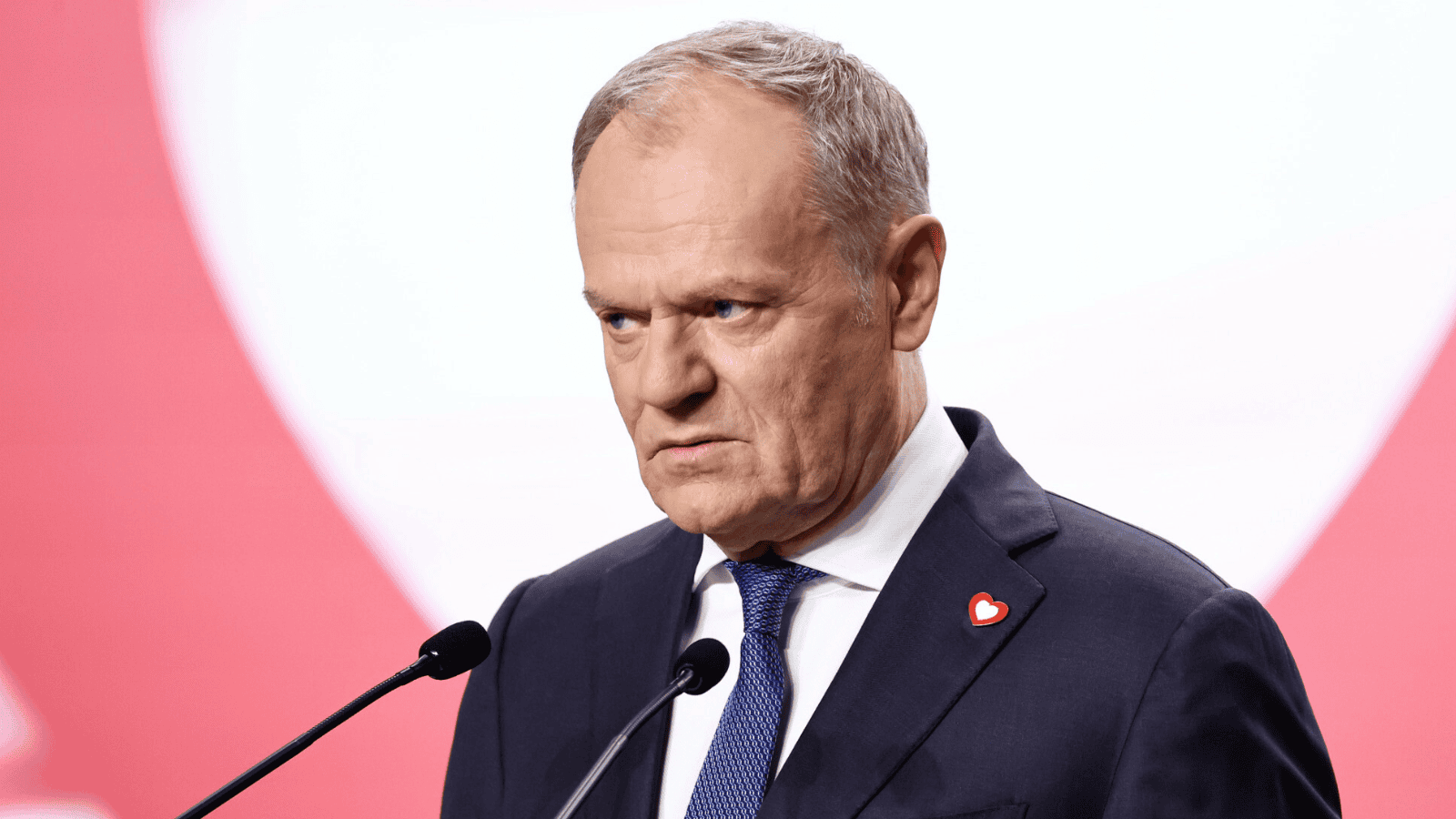 Nowy sondaż. Tak Polacy ocenili Tuska. Wspomniano tez o Nawrockim