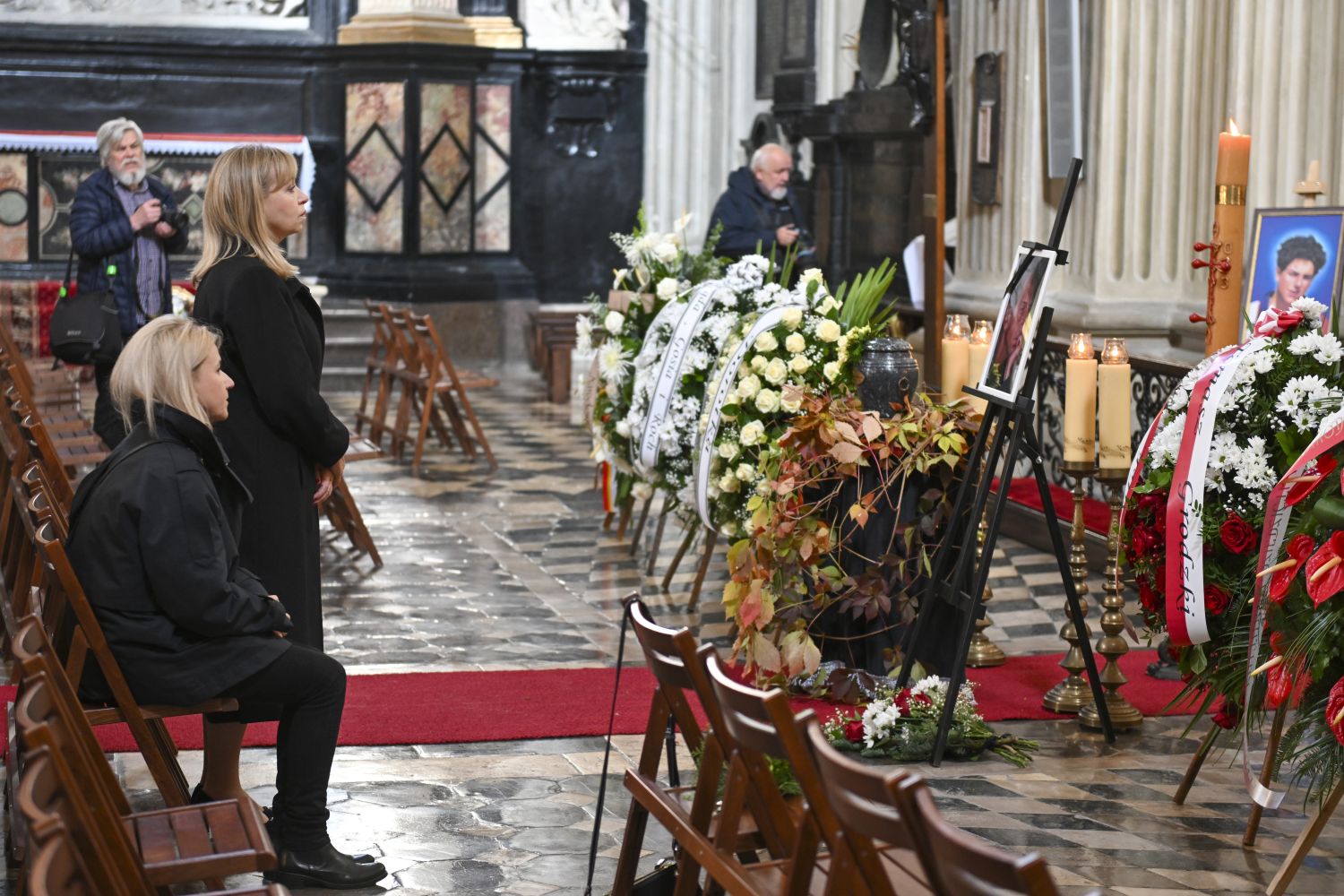 Dorota Segda na pogrzebie męża, fot. AKPA