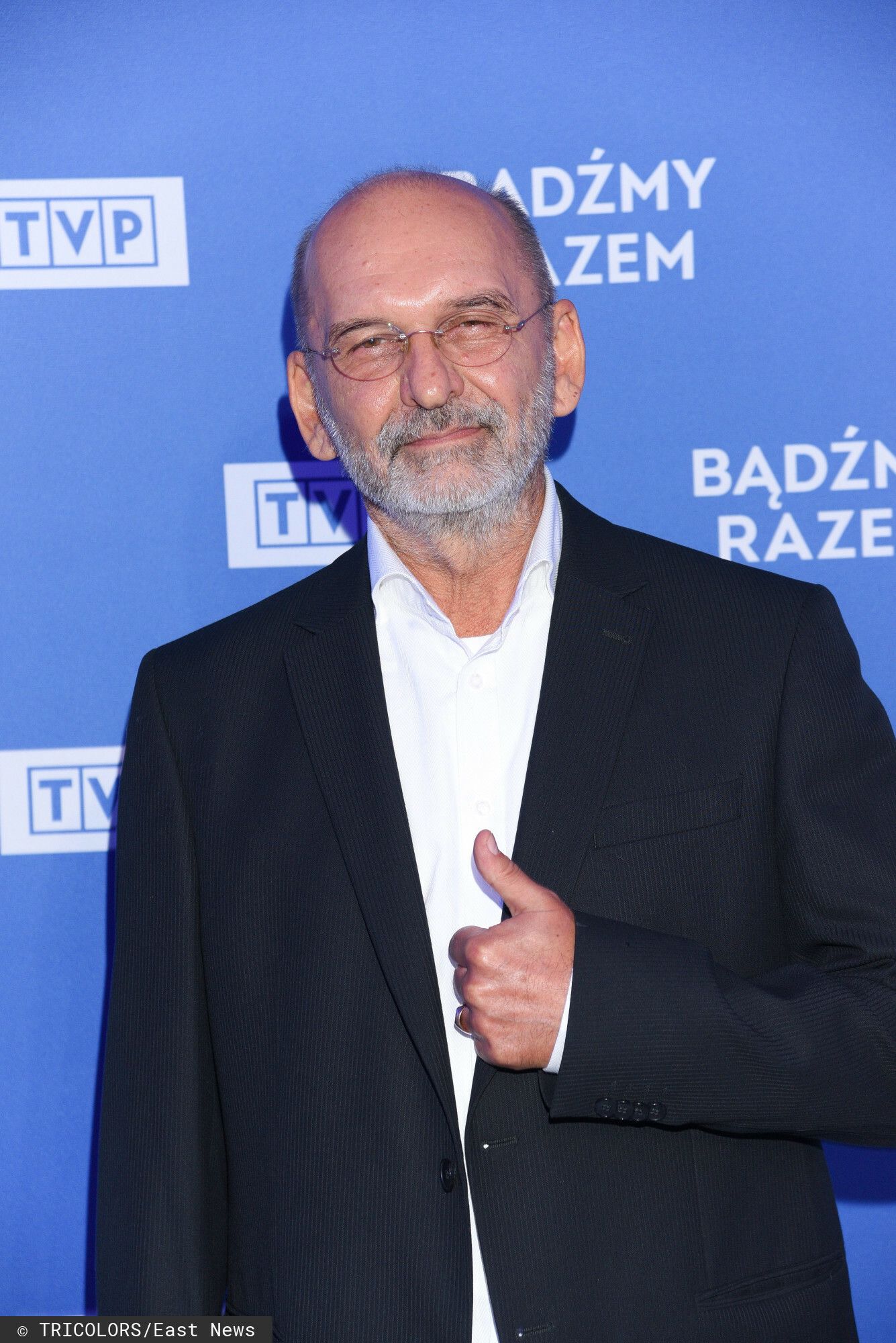 Dramatyczna sytuacja polskiego aktora. Nie miał na pogrzeb matki i otarł się o śmierć. W takiej sytuacji jest teraz