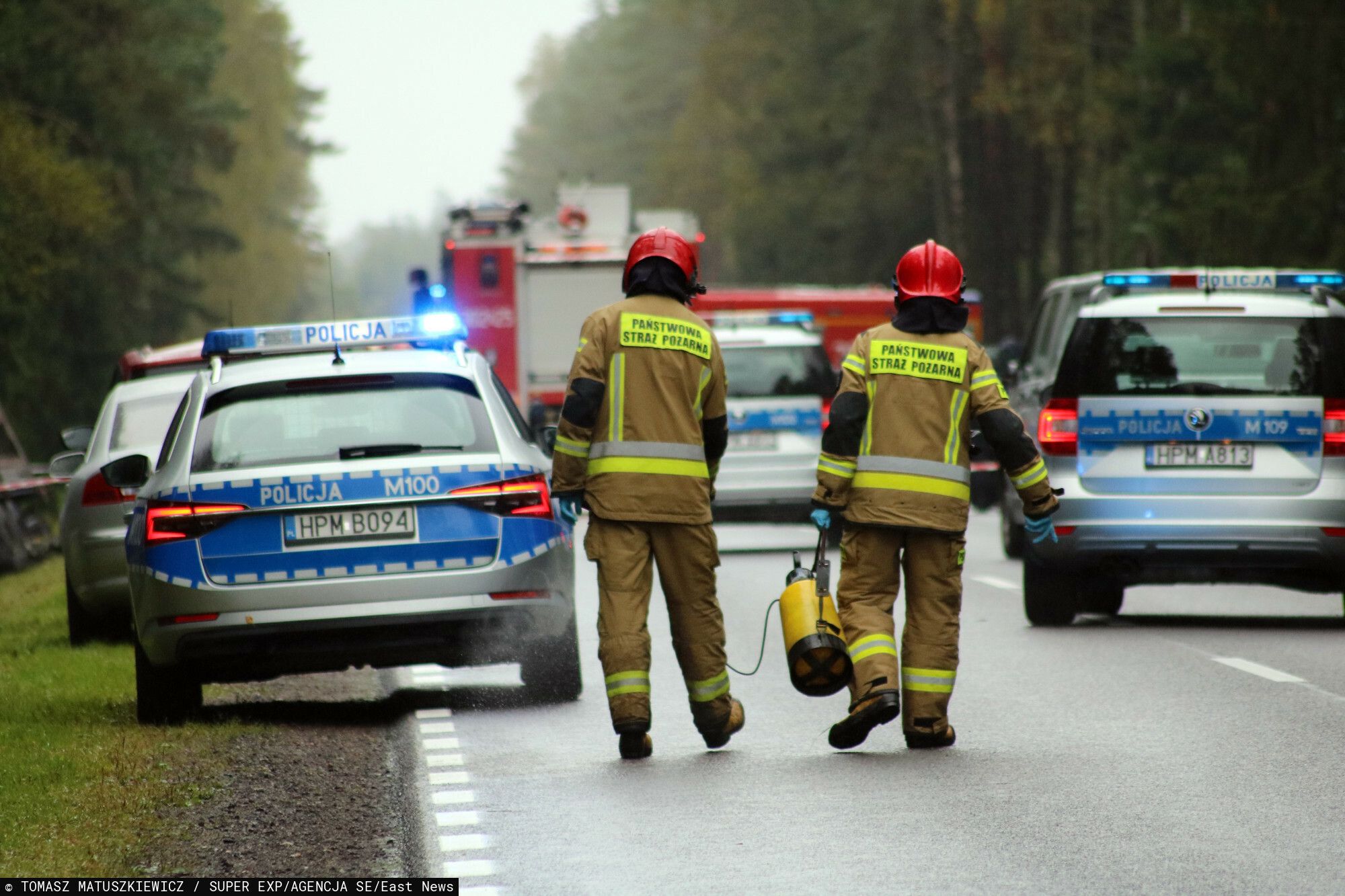 policja radiowóz, straż pożarna strażacy
