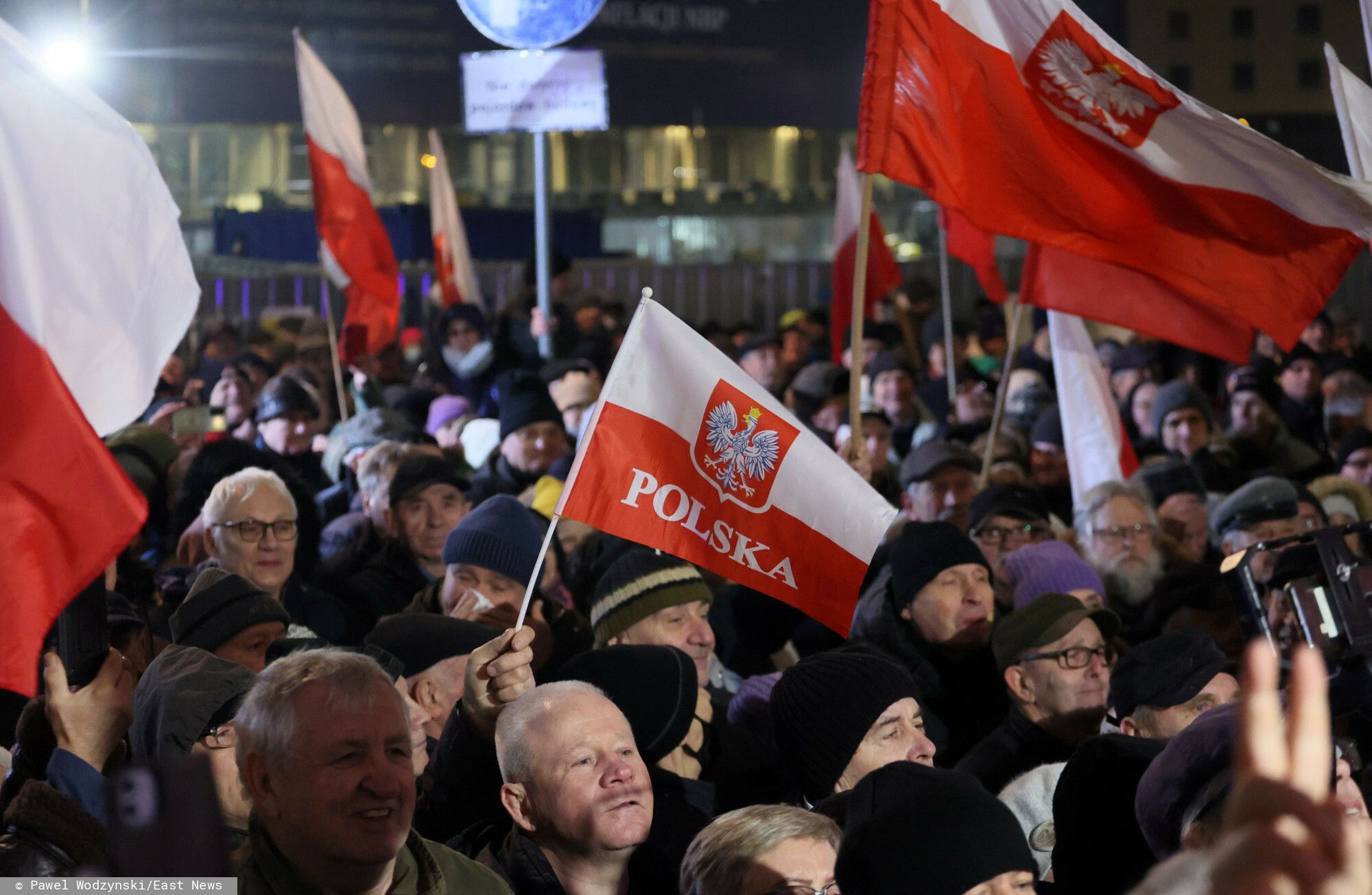 protest ludzie flaga polski