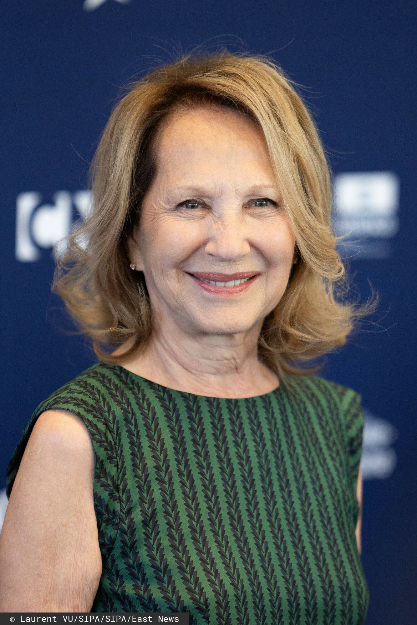 Emmanuel Macron w żałobie. Odeszła legenda, kochały ją tysiące widzów