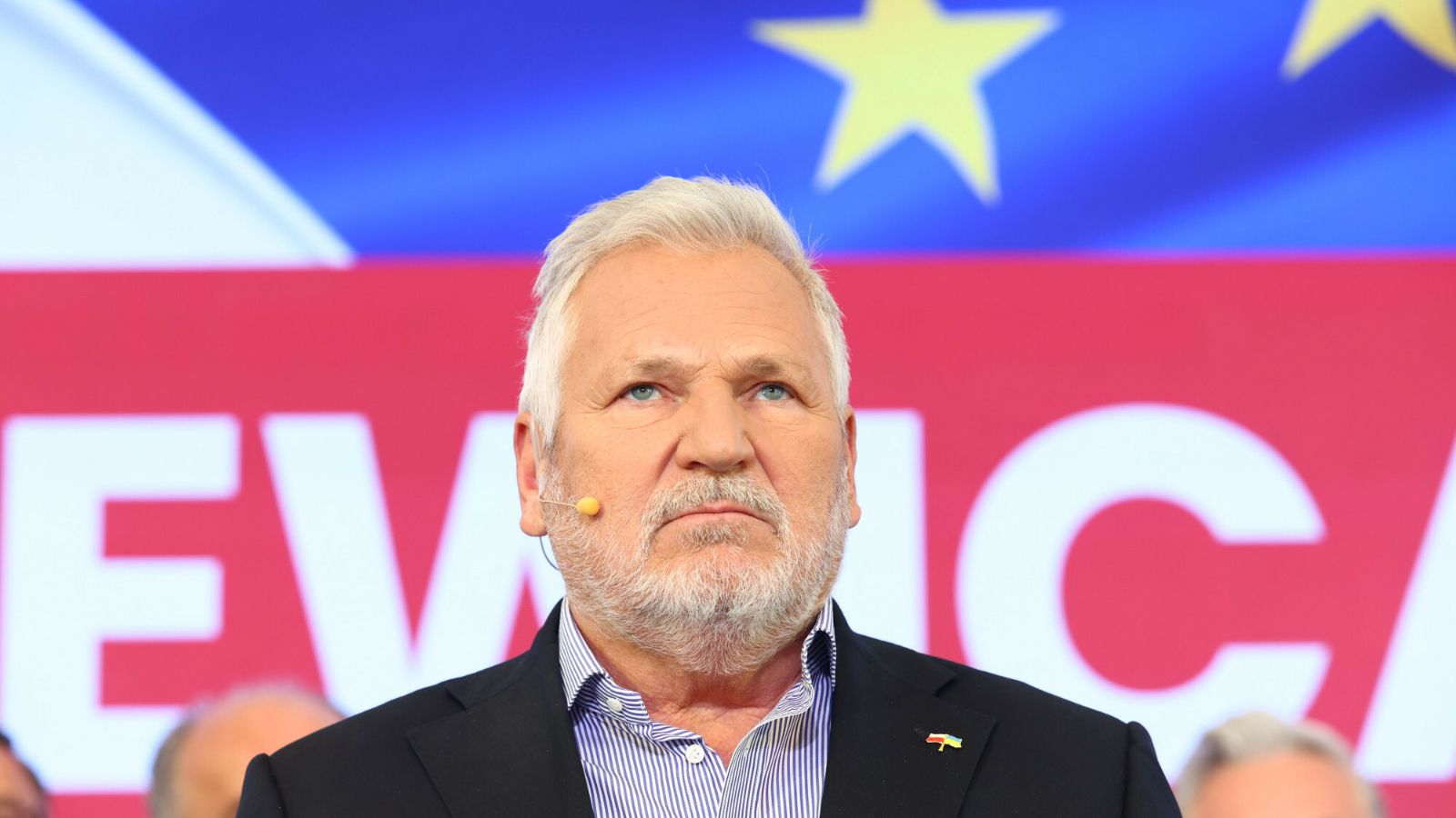 Cała Polska huczy o tym programie. A nagle na scenę wychodzi Kwaśniewski i nie owija w bawełnę