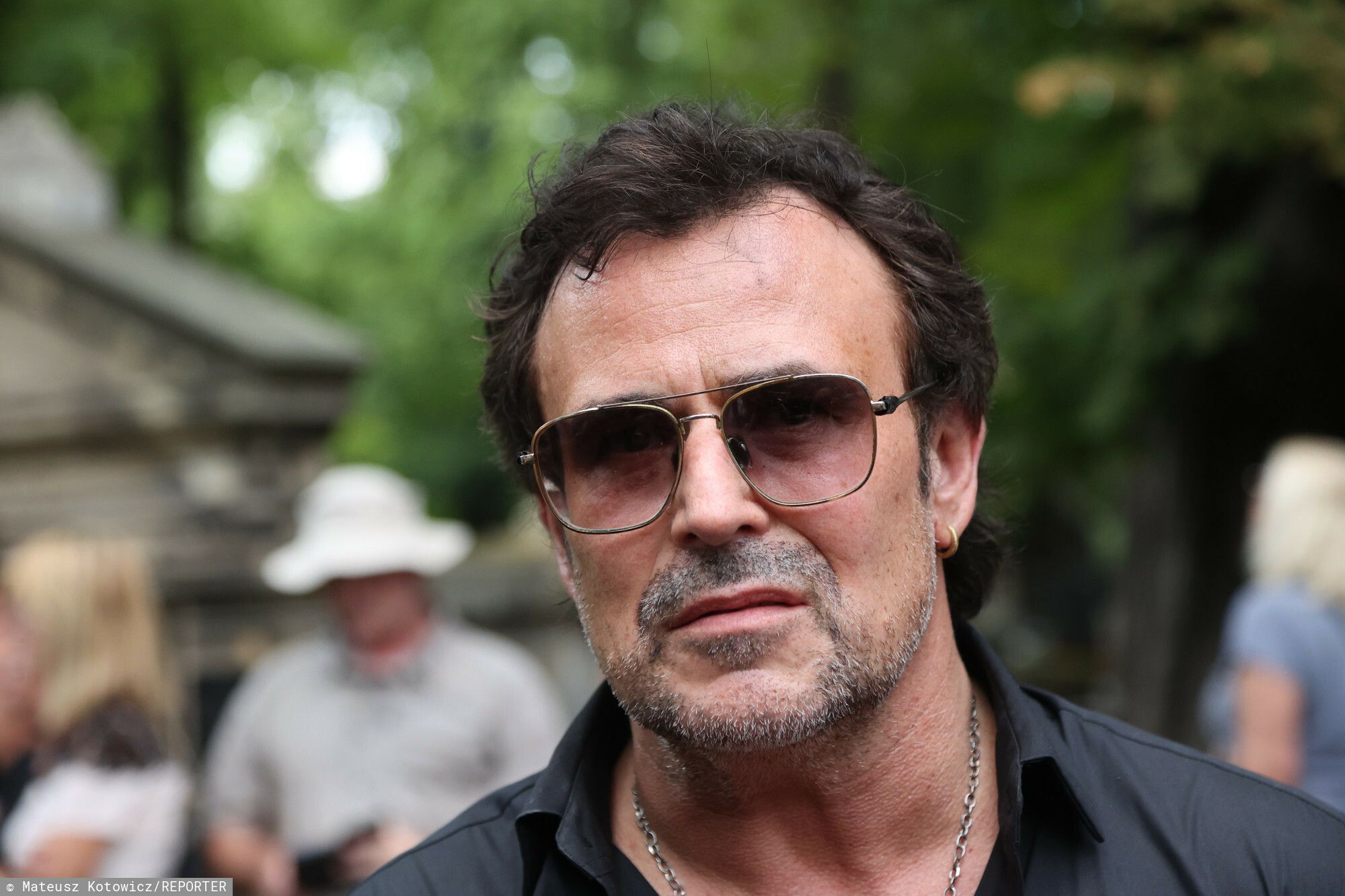 Bartosz Opania szczerze o życiu w cieniu sławnego ojca. Marian Opania nie ukrywa, jak trudne były jego początki