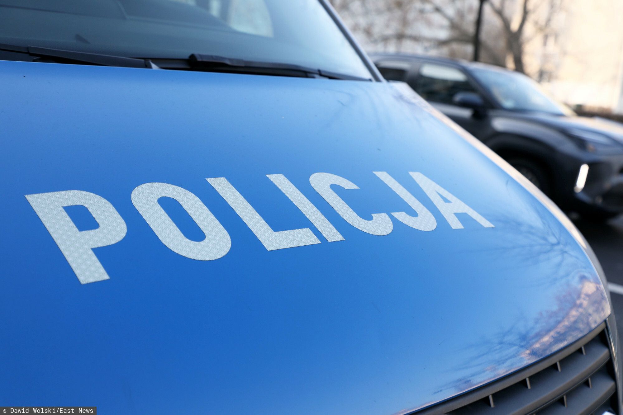 Zwłoki mężczyzny na placu zabaw w Nowym Dworze Mazowieckim. Trwa śledztwo
