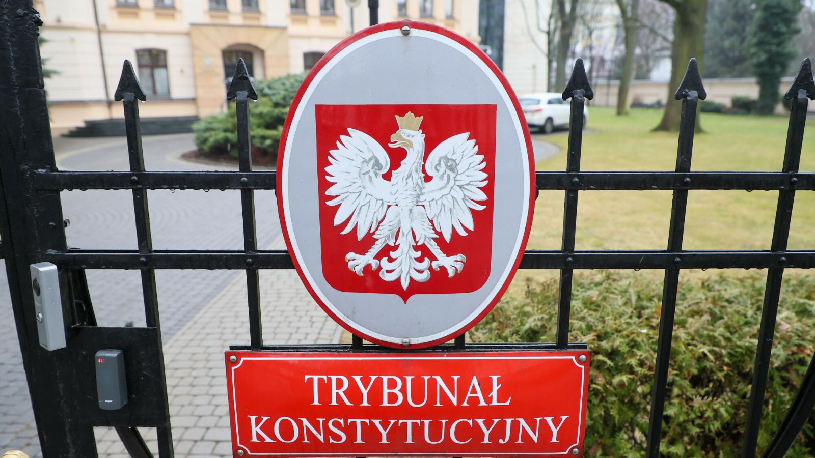 Ledwo Nawrocki zdecydował na przełomowy ruch, a tu coś takiego. Niespodziewanie dostał pilne pismo