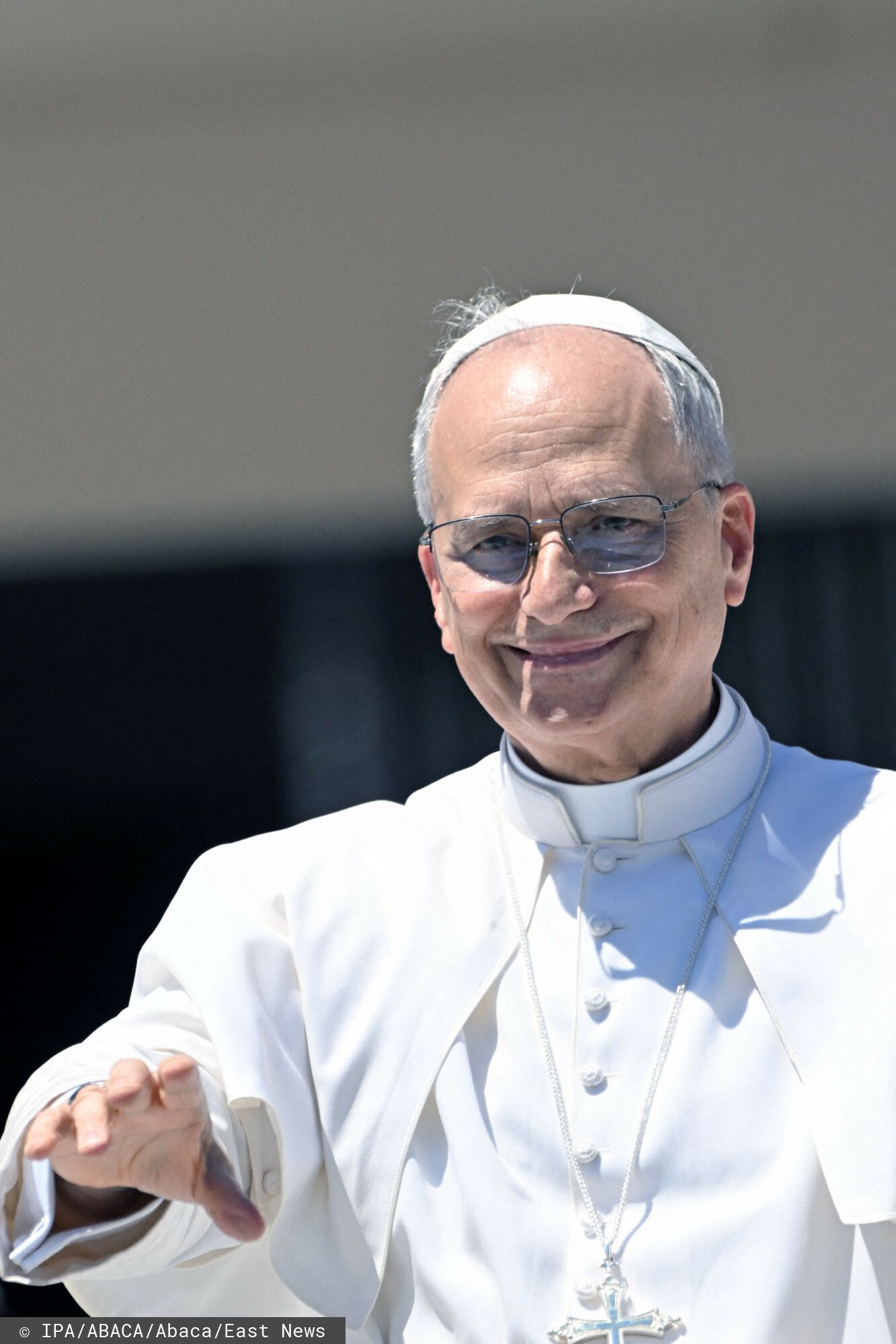 Polacy oburzeni decyzją Watykanu ws. Jana Pawła II. "Nieodpowiedni". W kraju wrze