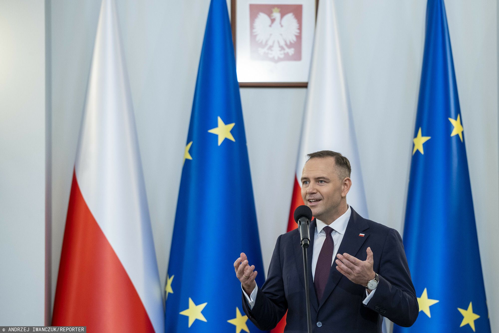 Nawrocki złamał protokół. Ekspert zwrócił uwagę na rażący błąd nowego prezydenta