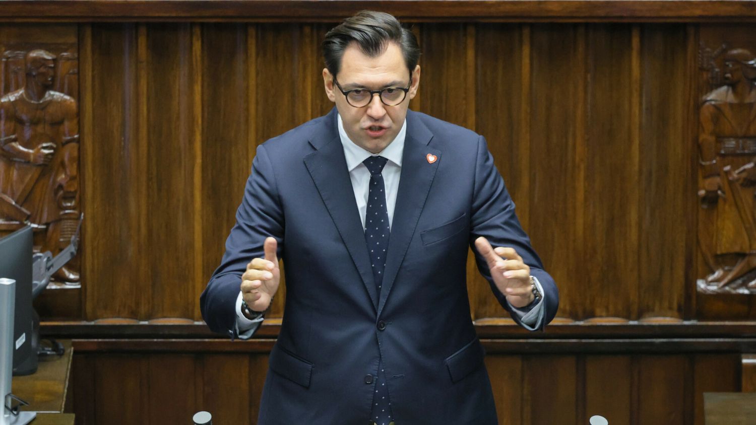 W Sejmie doszło do awantury. Jest decyzja. Teraz Tusk mówi wprost