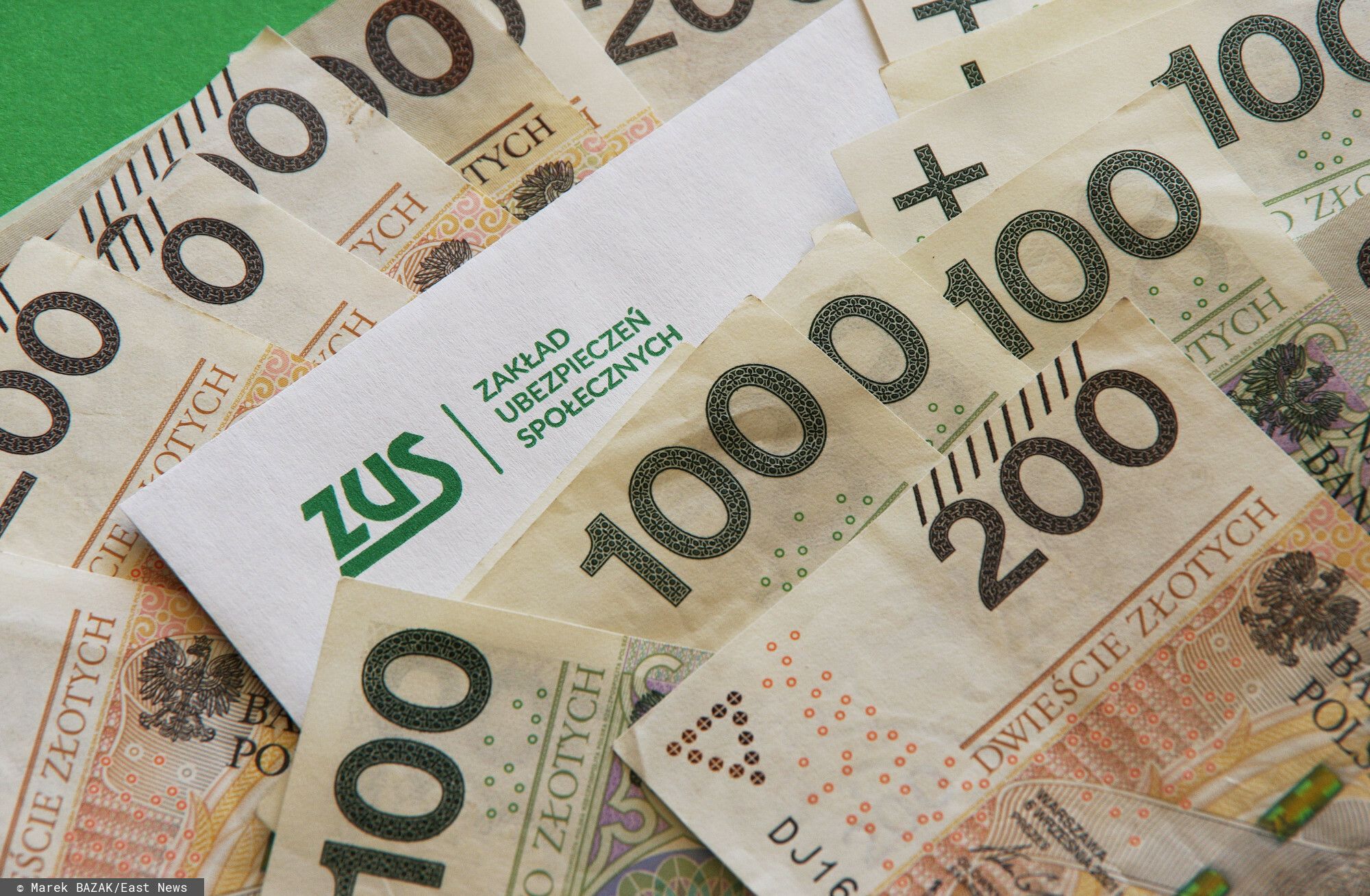 ZUS przyznaje 2 tys. zł renty za te choroby. Wystarczy jeden wniosek, podano listę przypadków
