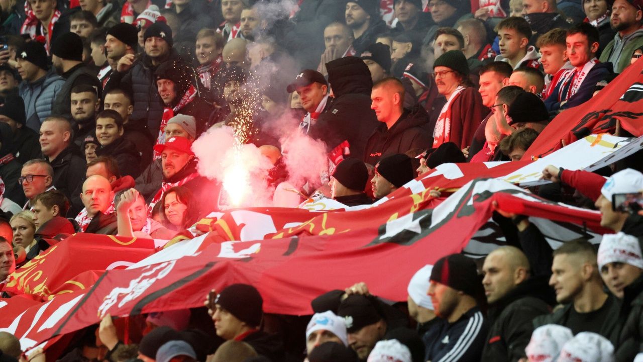 Skandaliczne zachowanie polskich kibiców na Narodowym. Minister sportu ostro reaguje